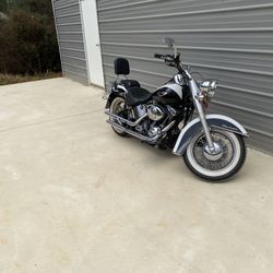 2005 Harley Davison Softail deluxe