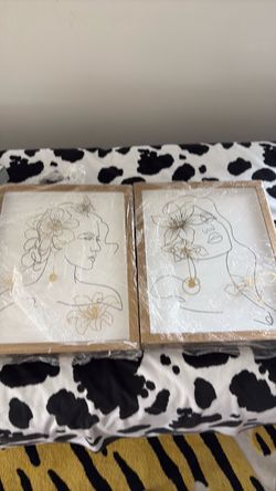Set of 2 Floral Line Art Wall Prints