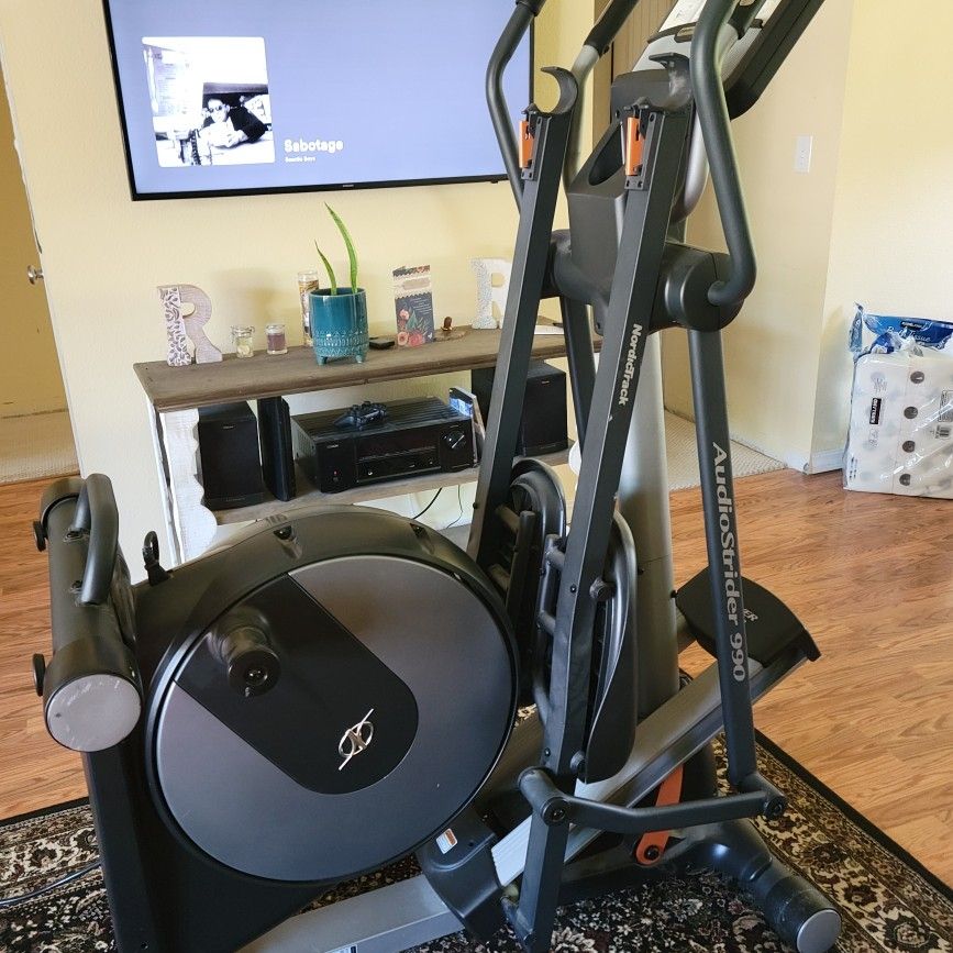 Nordictrack elliptical 2025 audiostrider 990