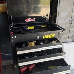 5 Drawer Tool Chest with top Compartment 