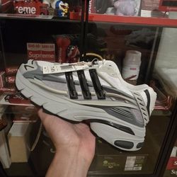 Adistar Jellyfish X Pharrell X Adidas