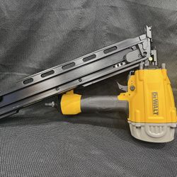 DEWALT Pneumatic 21-Degree Collated Corded Framing Nailer