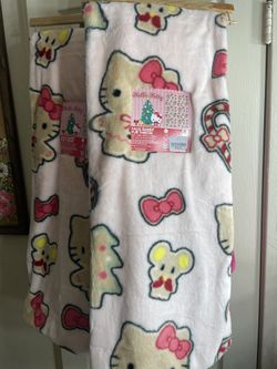 Hello Kitty Christmas Blanket