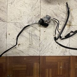 2020 Yamaha R6 OEM ABS Pump Module With Lines