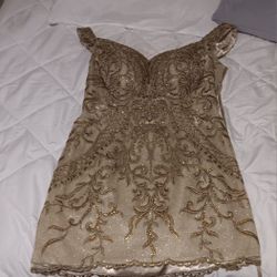 Camille LA Vie Formal Gold Dress Size 12