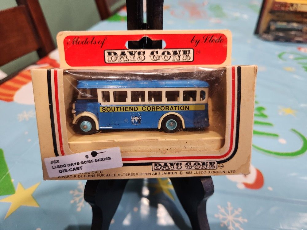 Vintage Models Of Days Gone By Ledo Southend Corporation Bus