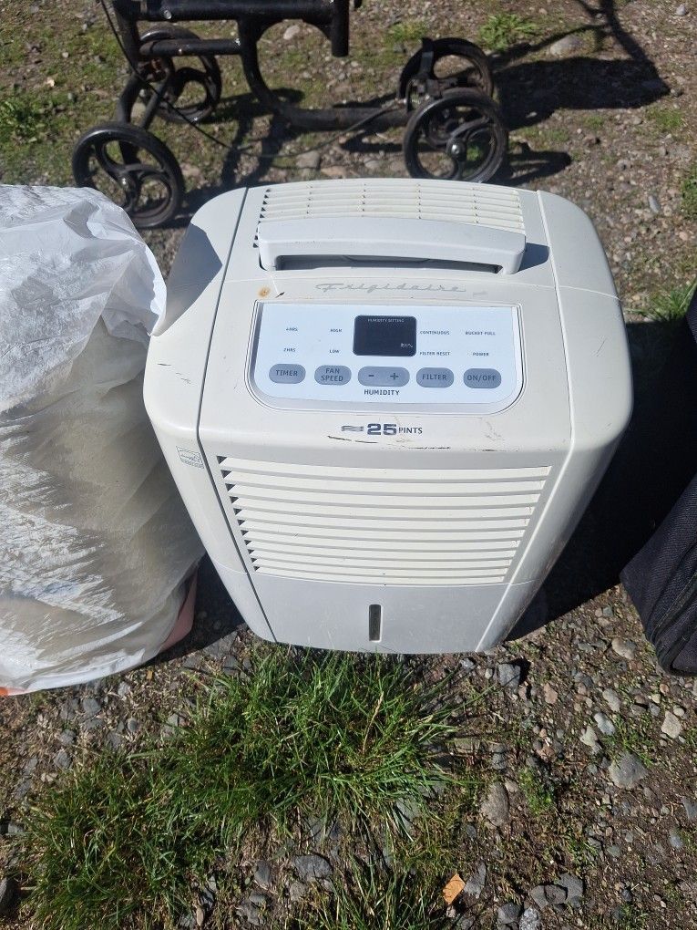 Ac/ Dehumidifiers