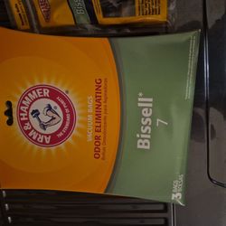 Bissell 2 Vacuum Belts And 1 Bag. NEW