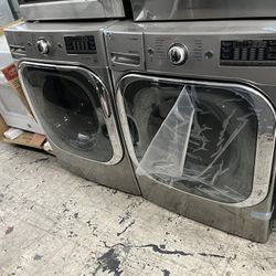 Large Capacity LG Front Load Washer Dryer Electric Set 29”