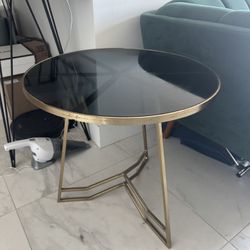 Side Glass Table 