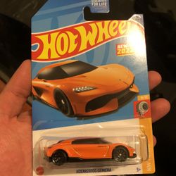 Hot Wheels Koenigsegg Gemera