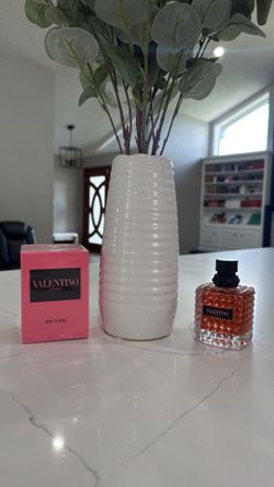 Valentino Donna Born in Roma Perfume
