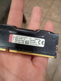 16 GB ddr4, old but works.