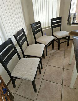 FOUR CUSHIONED CHAIRS, SEE DESCRIPTION