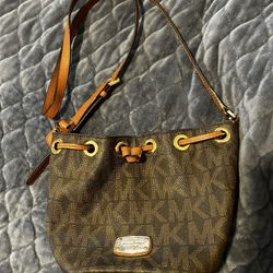 Michael Kors Cross Body