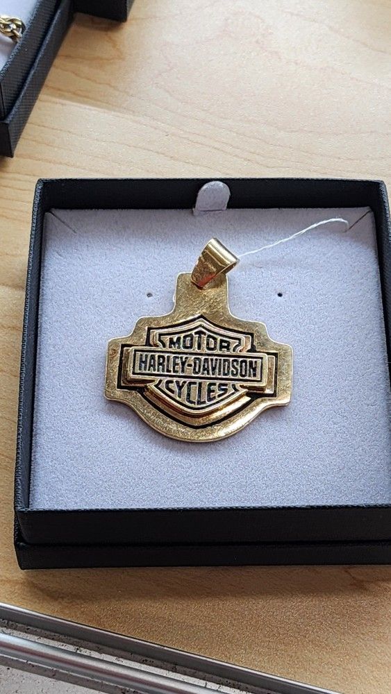 14k Solid Pendant