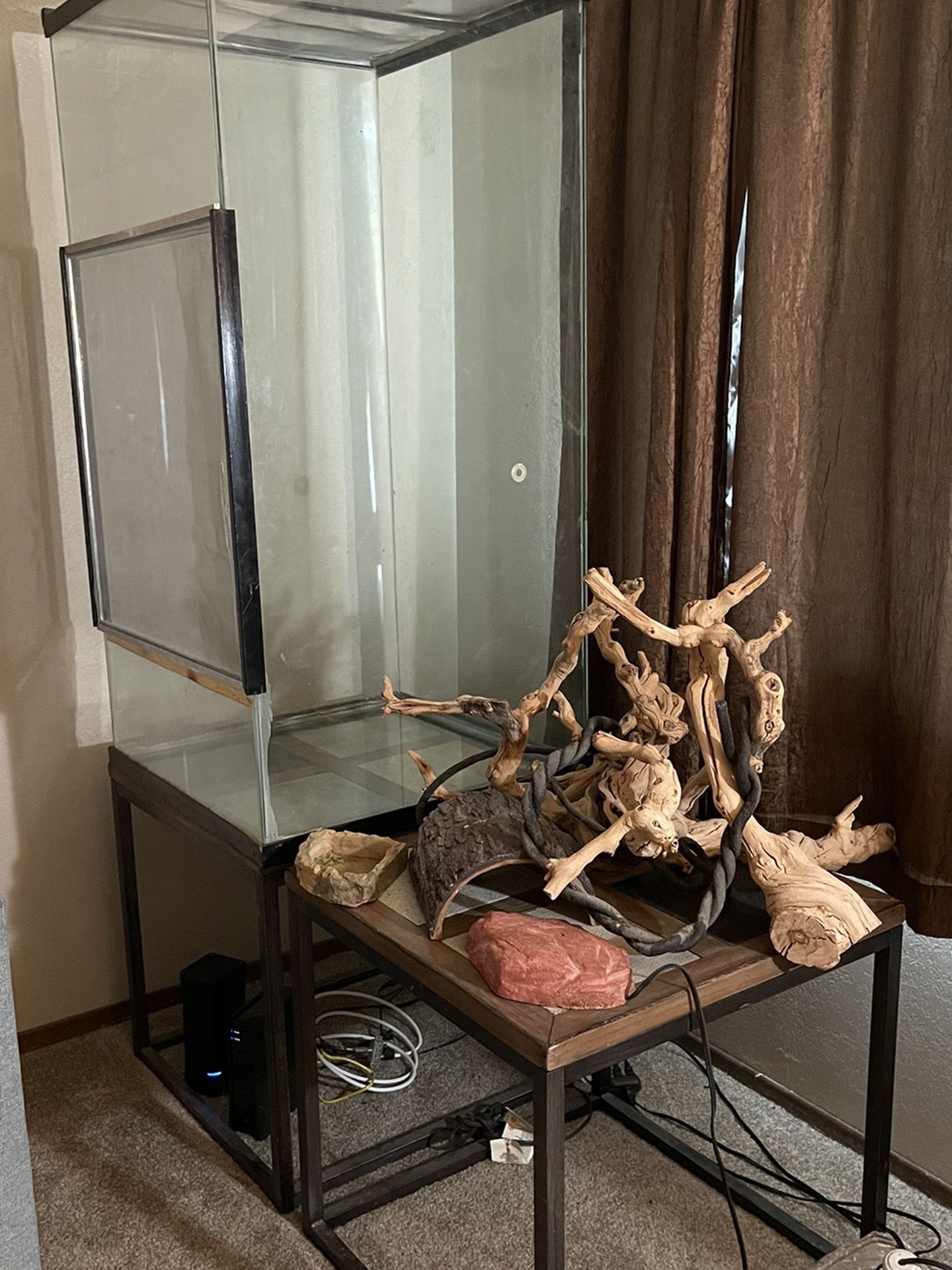 Large Glass Tank With Stand 
