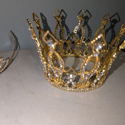 Crown And Tierra 