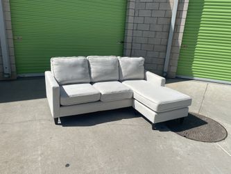 *Free Delivery* Gray Sectional Couch Sofa Reversible Chaise
