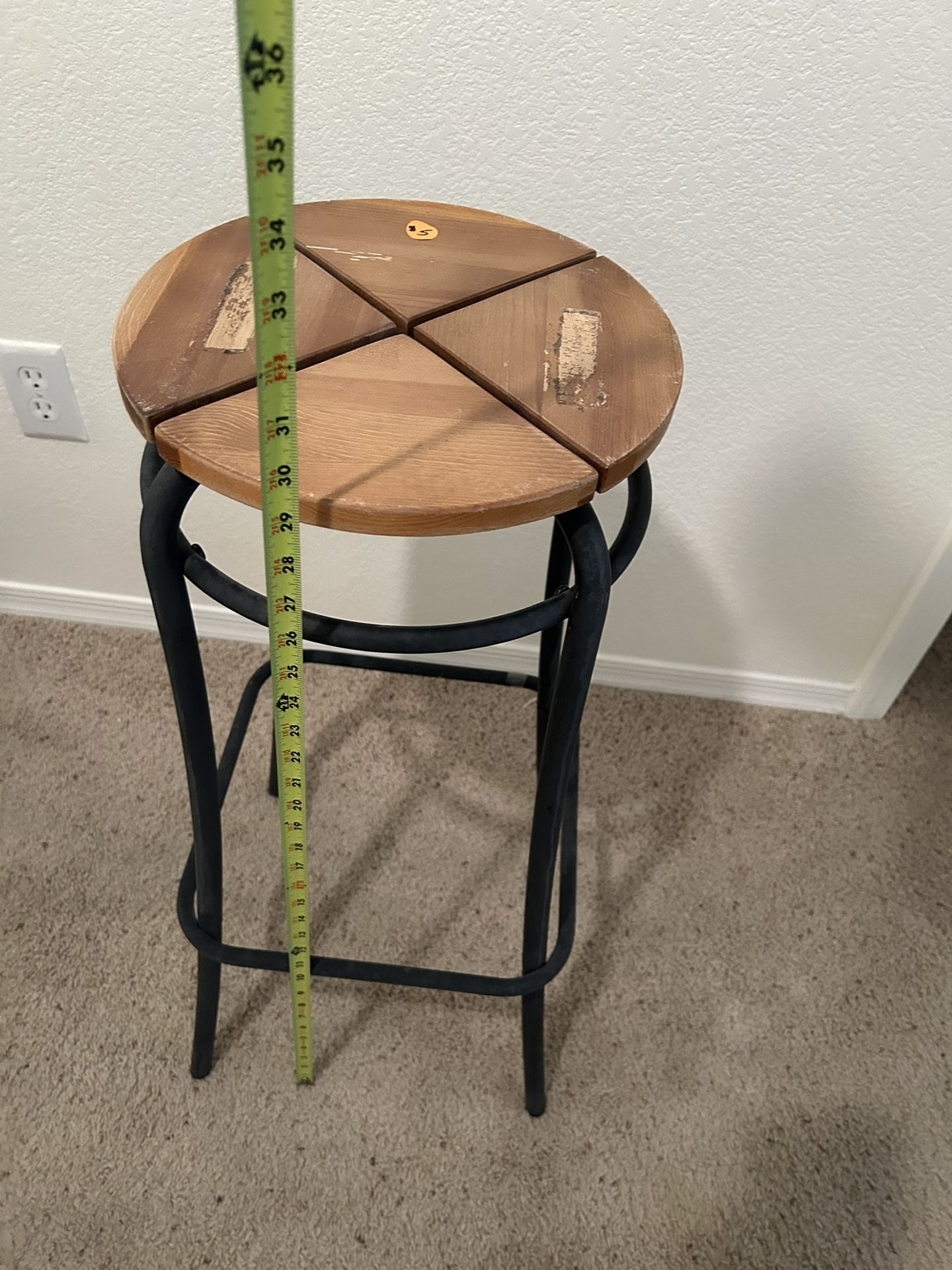 Shop stool or barstool