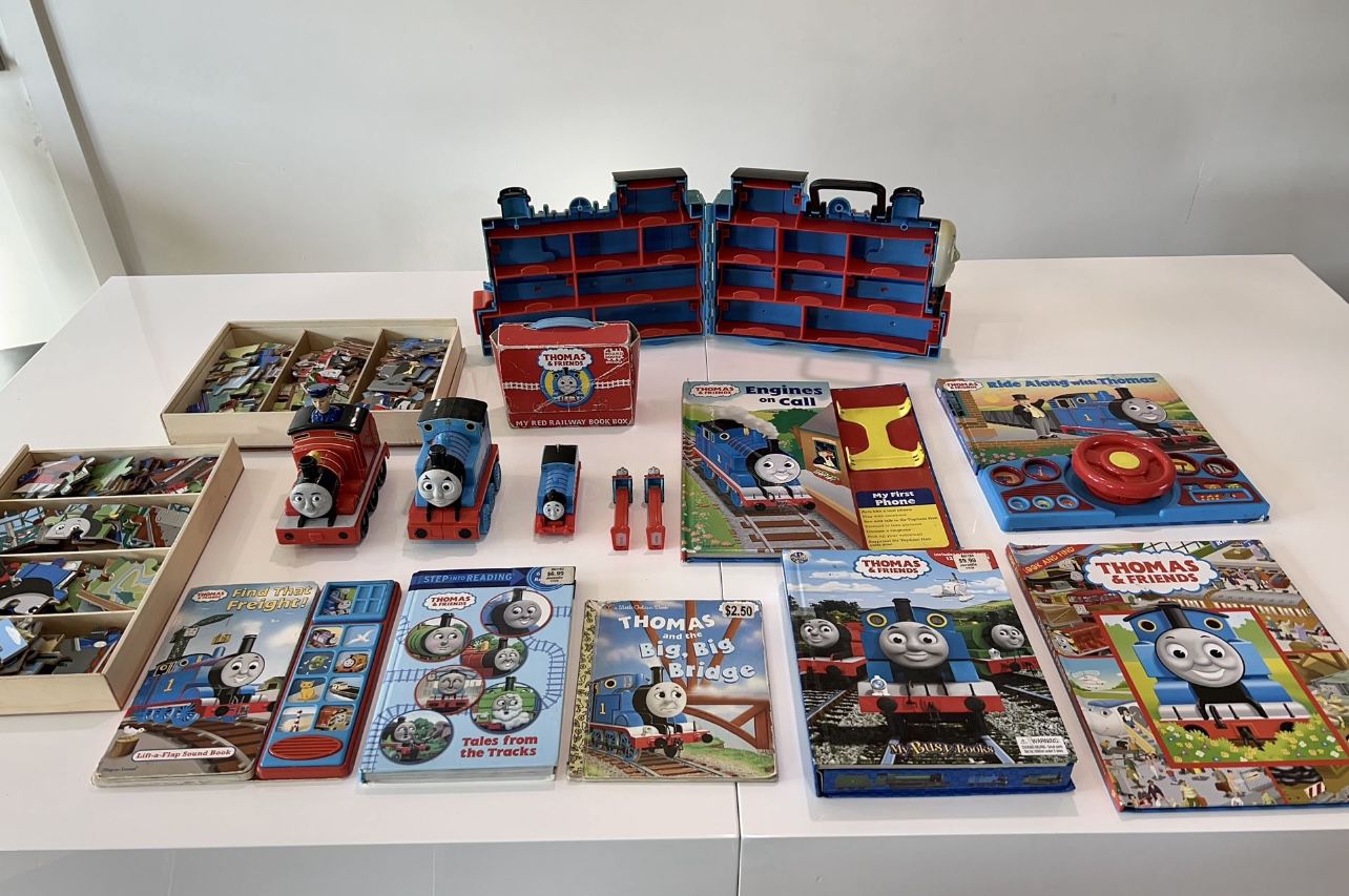 Thomas & Friends Collection! Books, Puzzles, Pez Dispensers, 3 Trains And Carry Along Thomas Case 