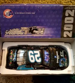 Kevin harvick die cast car