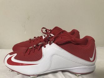 Nike Mens MVP Strike 2 Low Metal Baseball Cleats