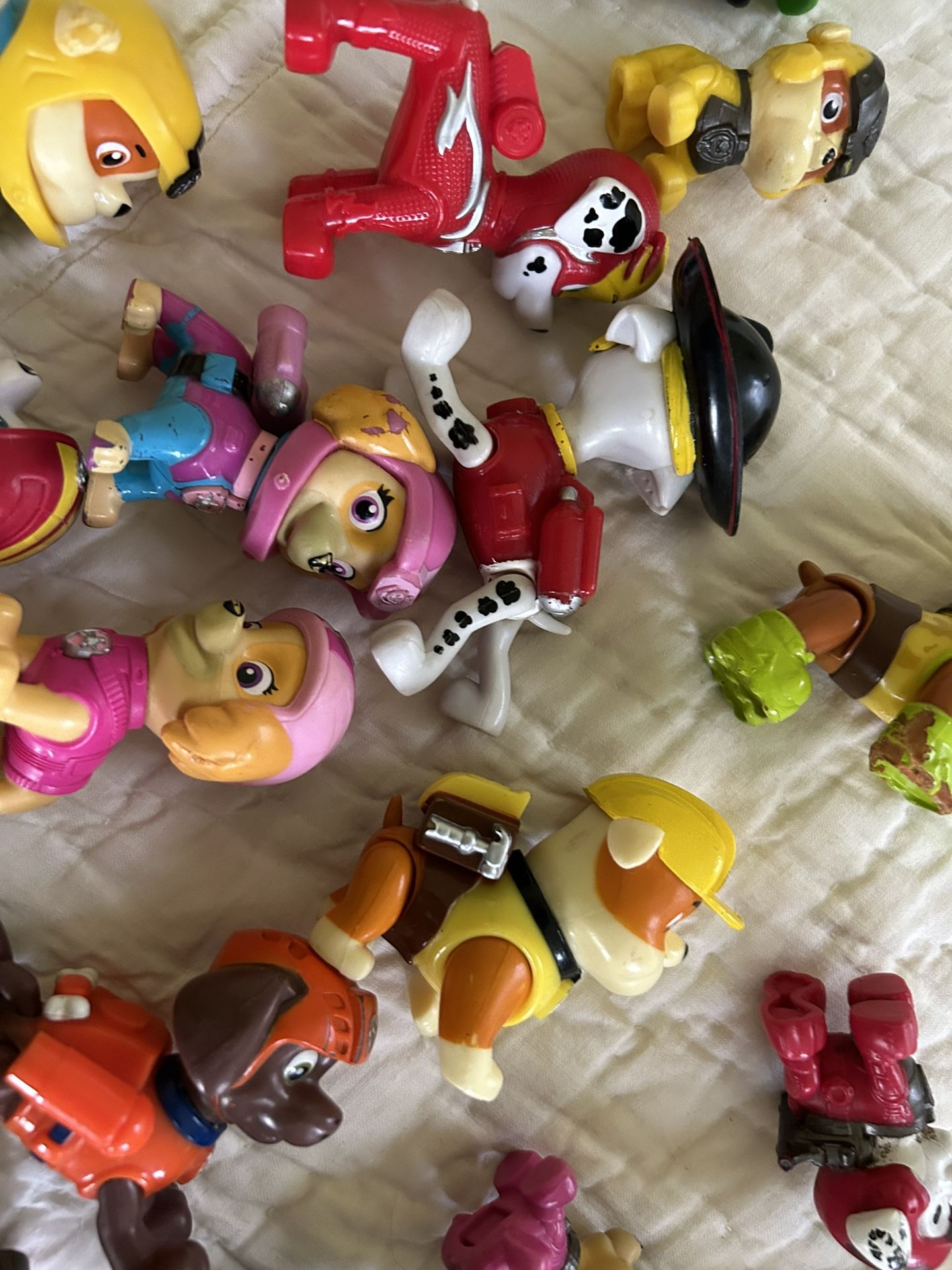 20 Paw Patrol Toys Mixed Lot Collectible
