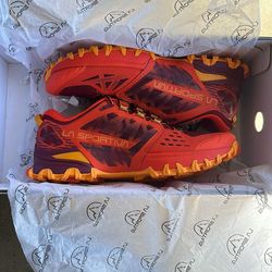 Mountain running shoes