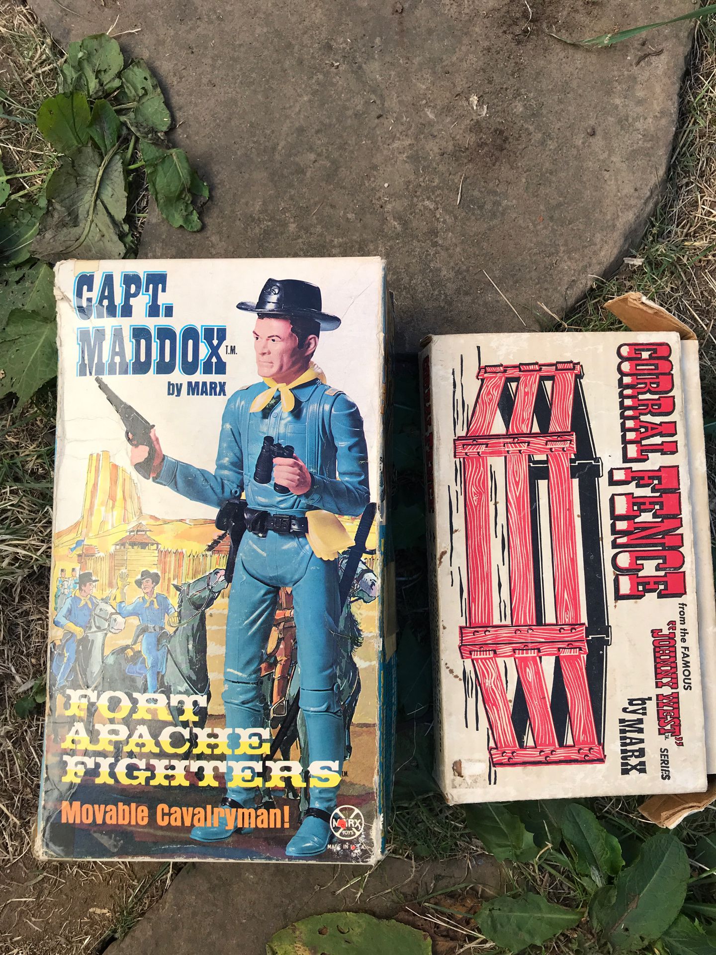 Fort Apache figures captain Mattix by Marks toy company