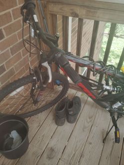 Hyper 18speed mountain bike new