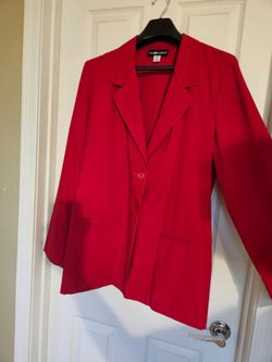 Light Weight Women's Blazer, size 18, with 2 real pockets.