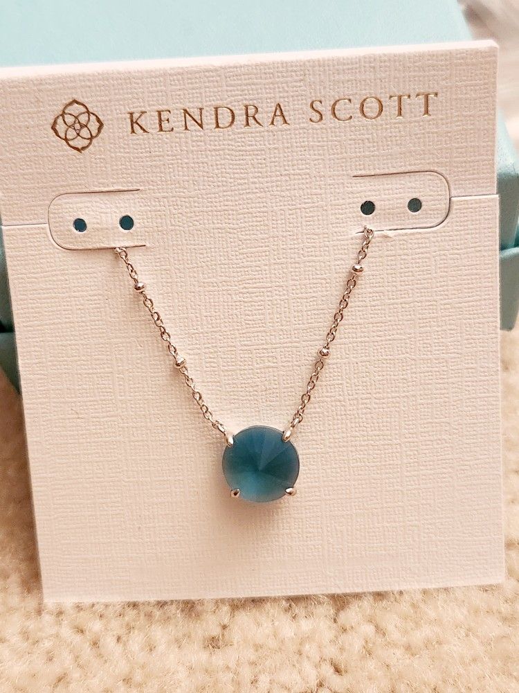 Kendra Scott Necklace **