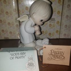 Vintage Precious Moments "  God's Ray Of Mercy"