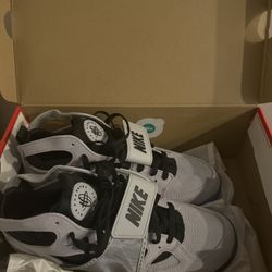 Nike Huaraches