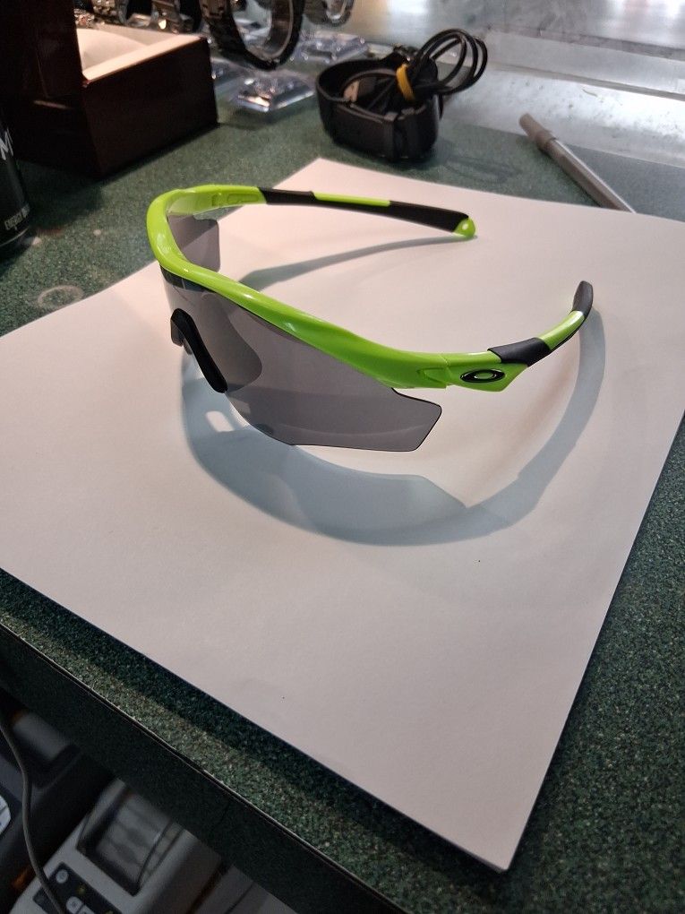 Oakley M2 Sunglasses