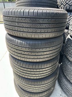 205/55r16 Kuhmo  tires en excelentes Conditiones de Vida las 4