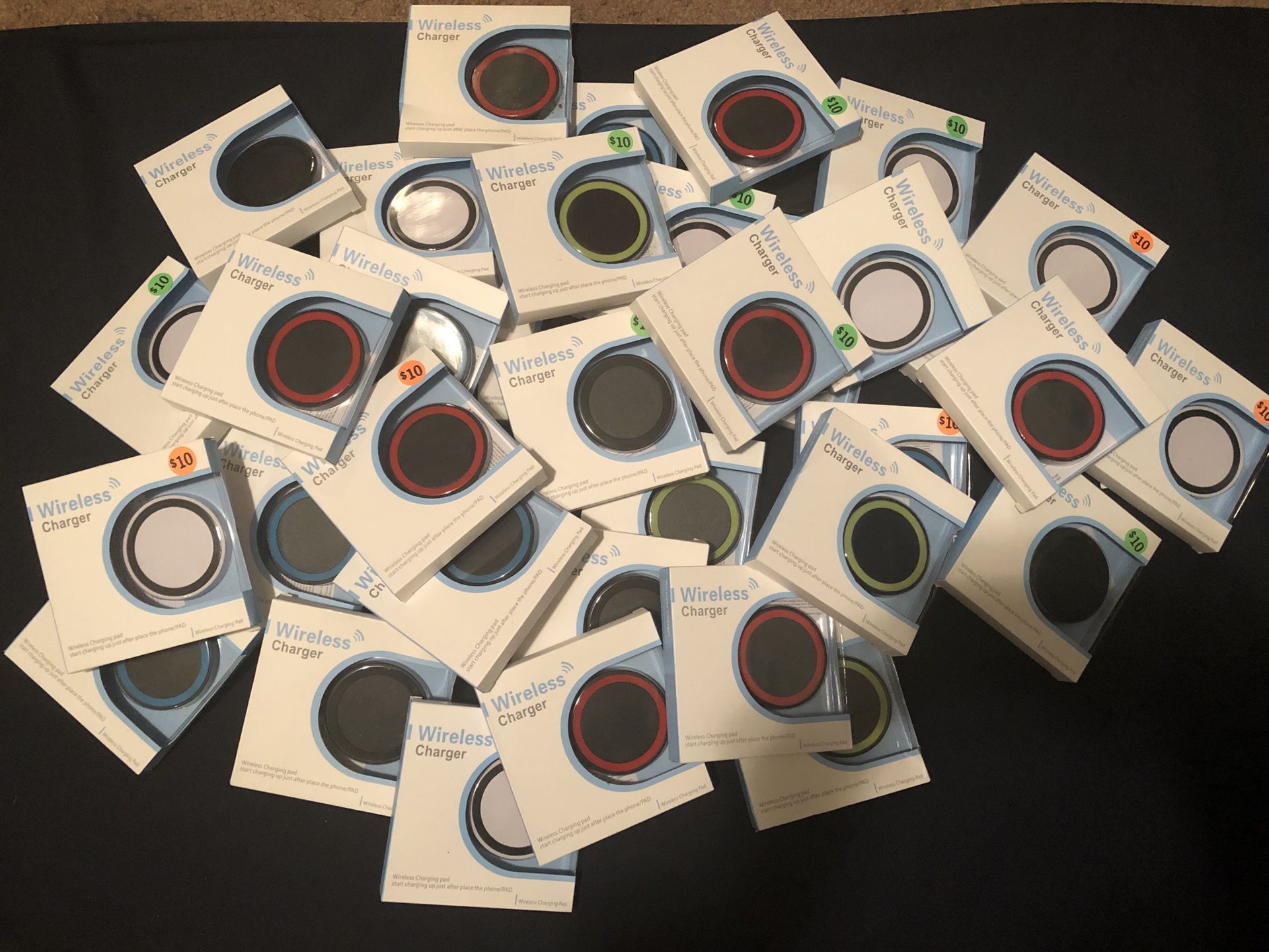 LOT of 39 Wireless Chargers