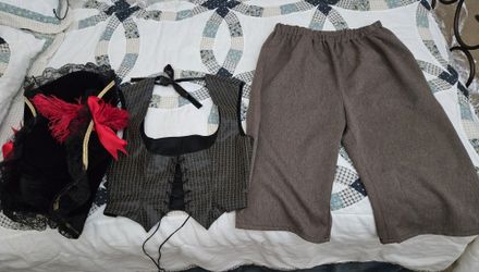 Gently USED, Women's, Multi Piece, Pirate, REN. FAIRE