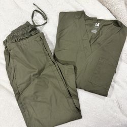 Scrub set