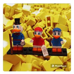 Uncle Scrooge And The Boys Minifigures