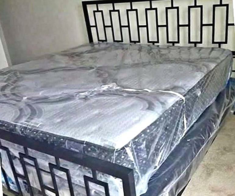 (NEW)MATTRESS BLOWOUT! Brand new mattress sets. Kings, Queens, Fulls