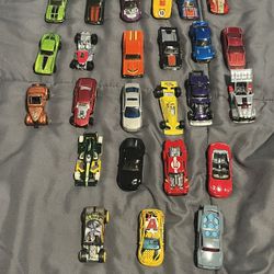 25 Hot Wheels cars