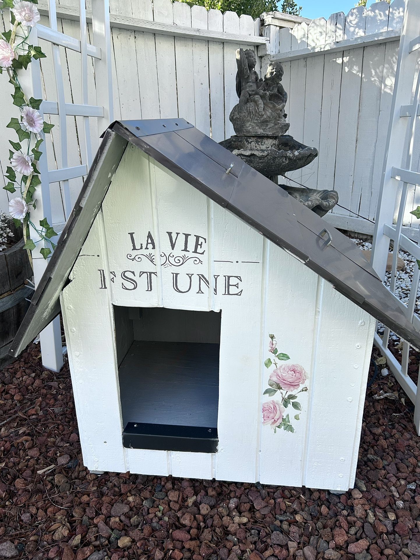 White Wooden Doghouse With Solar Panel