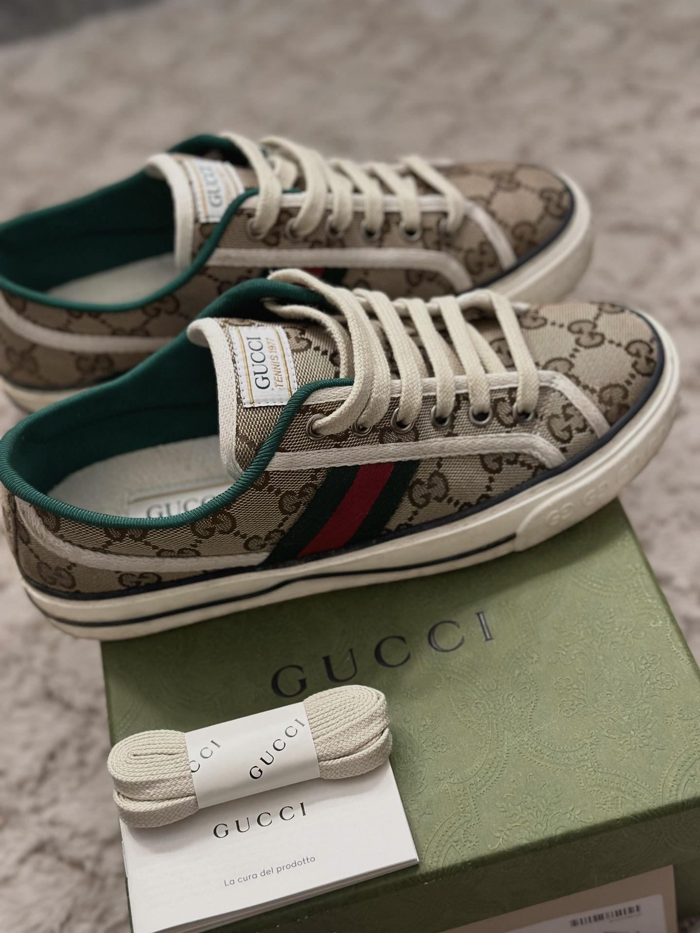 Gucci Shoes 