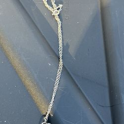 Dainty Necklace With Stone Flower Pendant