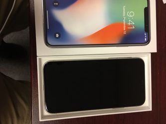 Unlocked iPhone X 64GB Silver