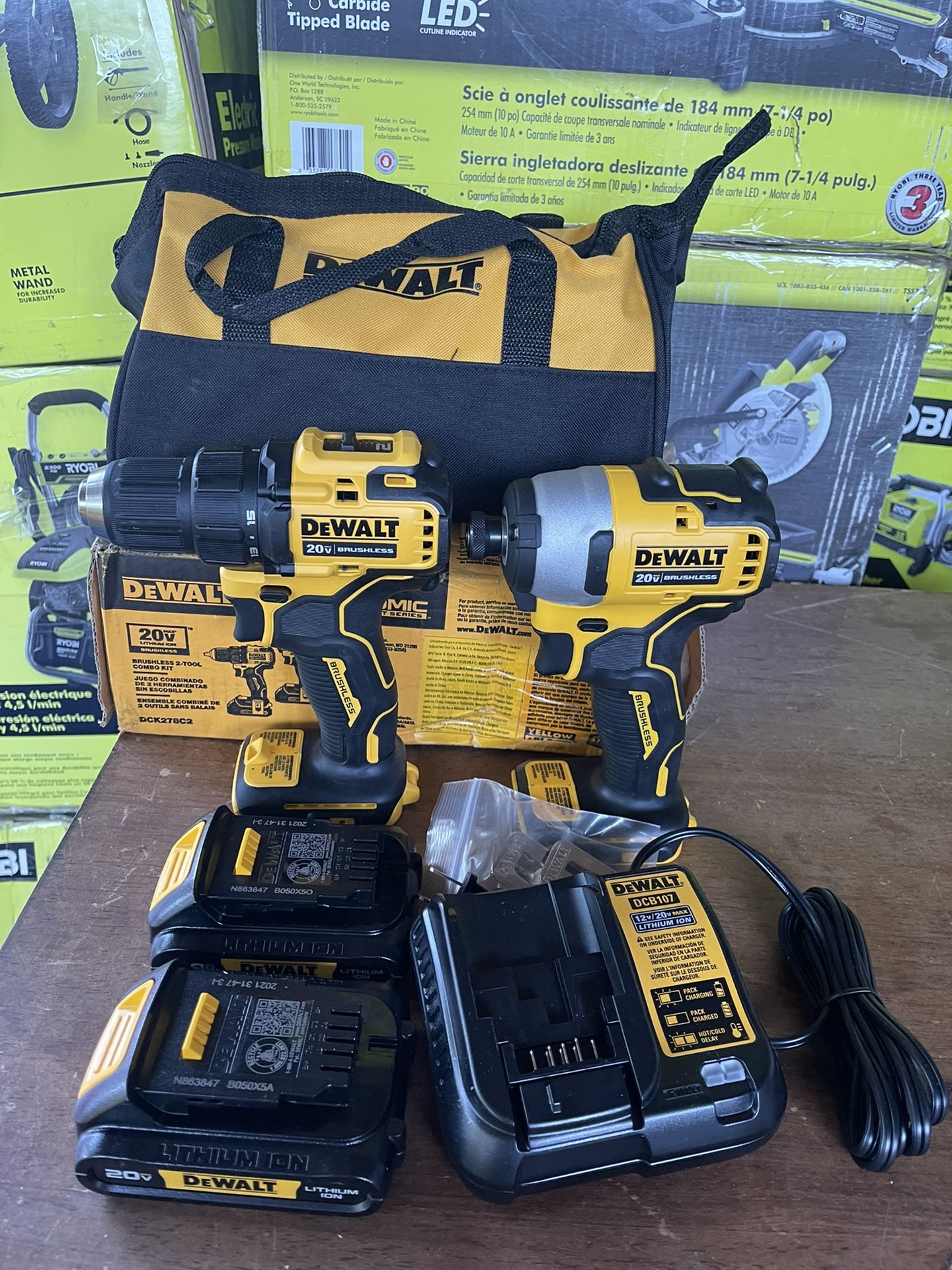 DEWALT ATOMIC 20 Volt MAX Cordless Brushless Compact Drill - Main Image