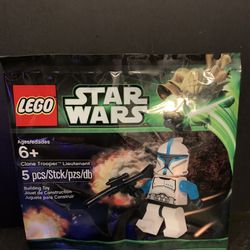 Star Wars LEGO Clone Trooper Lieutenant (Polybag) (Factory Sealed/Never Opened).   2013