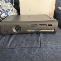 Gaming Console With Xbox  Kinect Sensor